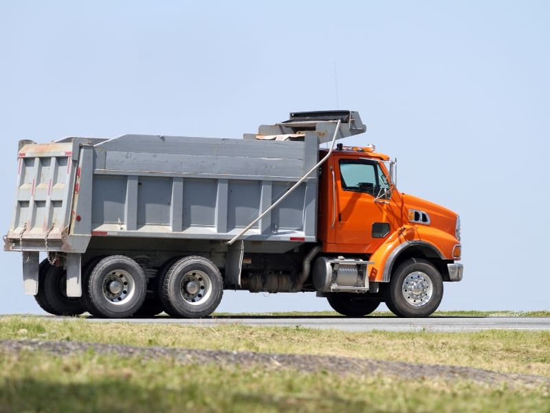 Manual vs. Electronic Dump Truck Tarp Systems