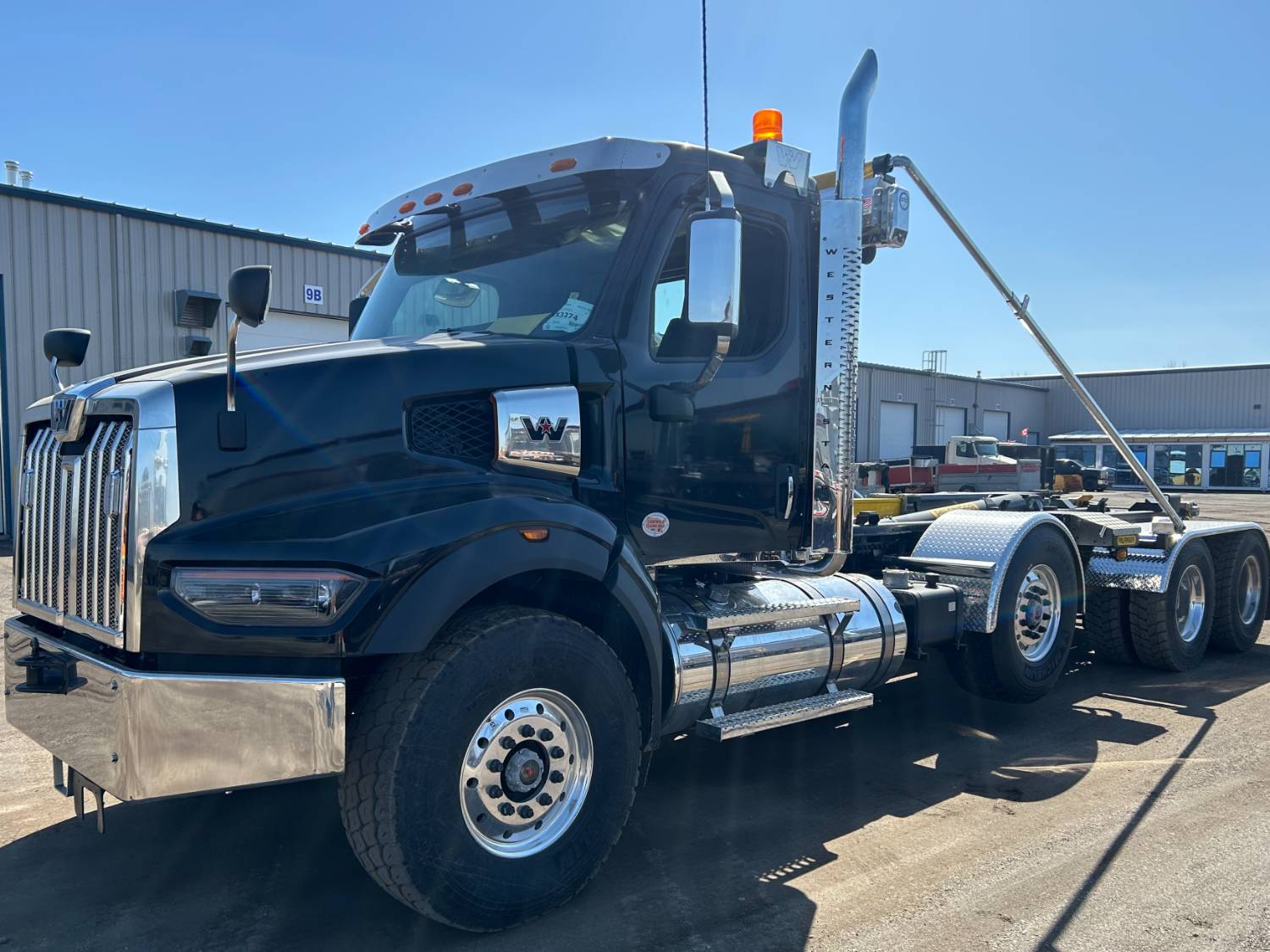 Roll Rite DC400 and DC402 Roll-Off Tarping System for Multi-Axle Roll-Off Trucks