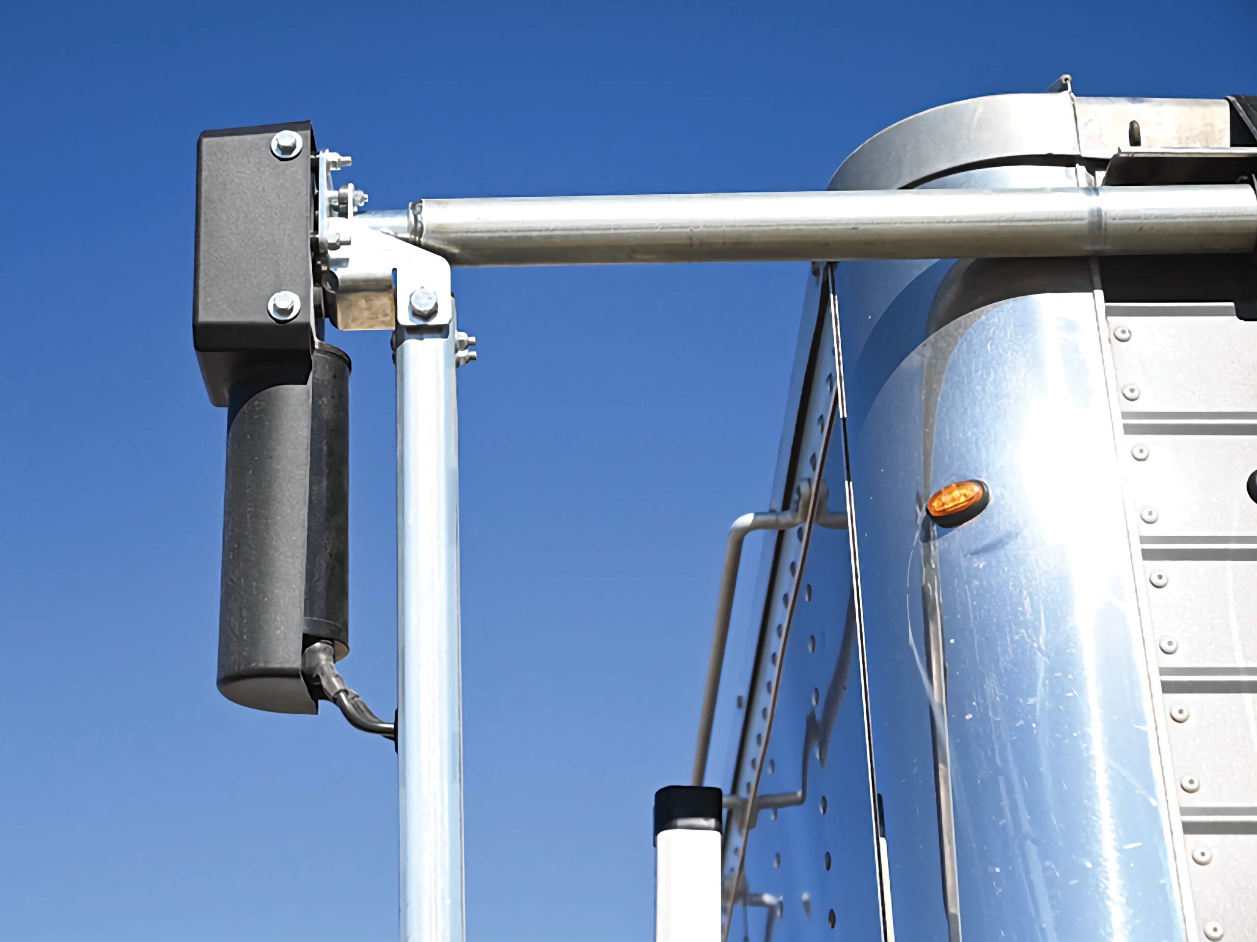 Shur-Lok® E-Series Electric Tarp System for Grain Trailers
